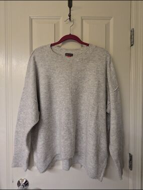 Vince Camuto Light Heather Gray Crewneck Sweater